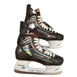 Senior New True HZRDUS 9X Hockey Skates regular Width