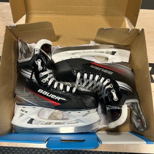Bauer Vapor XLTX Pro Hockey Skates Wide Width Size 4 (New)