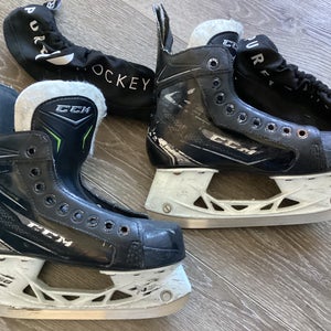 CCM Ribcor 74K Hockey Skates Regular Width Size 1 (Used)