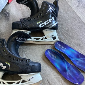 CCM Tacks XF 80 Hockey Skates Regular Width Size 3.5 (Used)