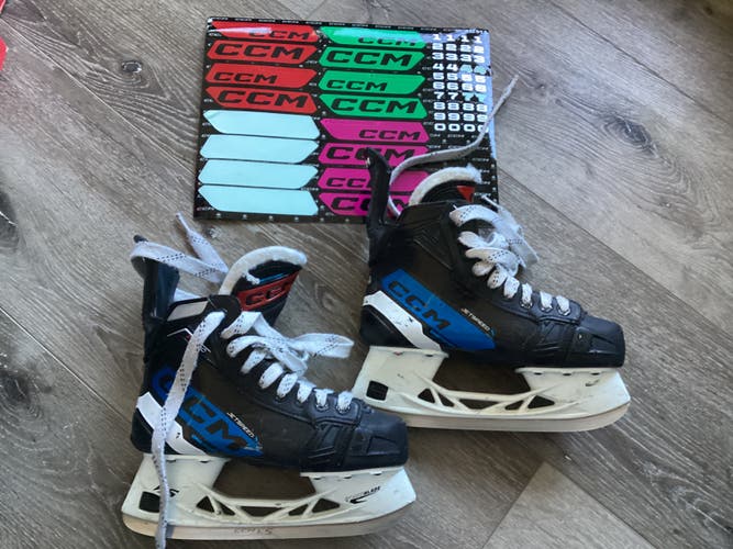 CCM JetSpeed FT680 Hockey Skates Regular Width Size 3 (Used)