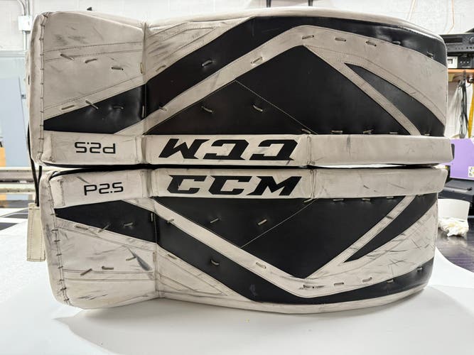 33" CCM Premier P2.5 Goalie Leg Pads (Used)