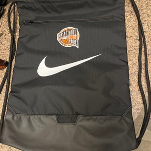 Nike Brasilia 9.5 Drawstring Gym Bag(18L) W/ Bball Hall of Fame Logo FREE SHIPPING!