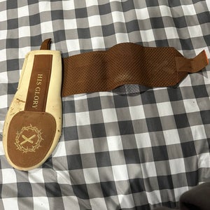 Brown and gold Senior Sliding Mitt (Used)