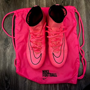 Pink Men's Size M 10.5 (W 11.5) Nike Molded Cleats Cleats (Used)