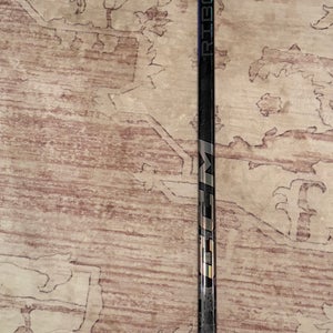 Junior CCM Ribcor Trigger 9 Pro Right Handed Hockey Stick P28 40 Flex (Used)