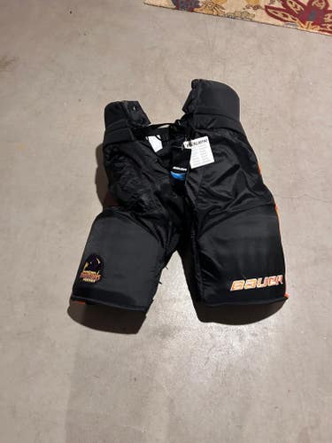 New Youngstown Phantoms Senior XL Bauer Custom Pro Hockey Pants