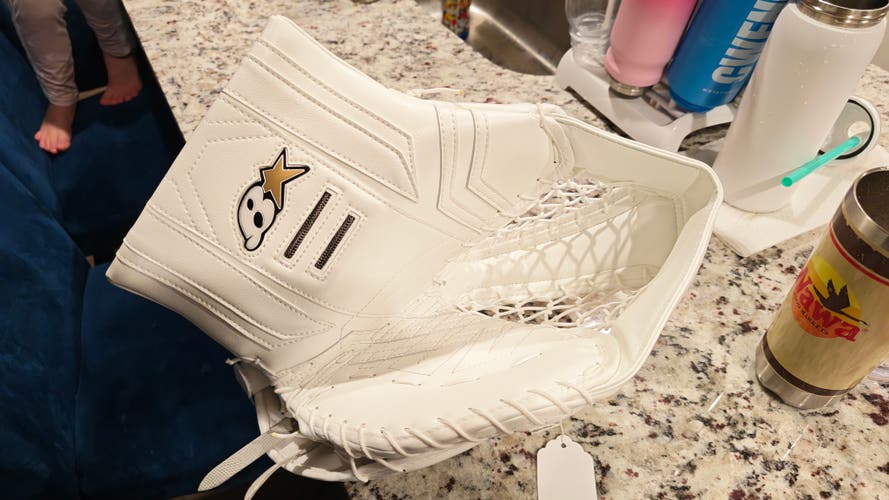 Brian's Optik X3 Glove Brand New Senior White