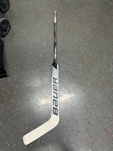 26” Senior Bauer M5 Pro Full Right Goalie Stick like new