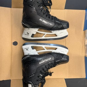 2024 Bauer Supreme Shadow Hockey Skates Size 4 fit2 (Used)