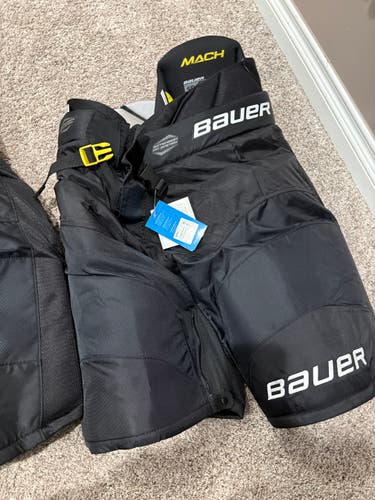 Men's Senior Large Bauer Supreme Mach Hockey Pants