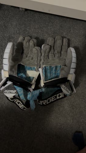 STX Surgeon RZR2 Lacrosse Gloves Large (Used)