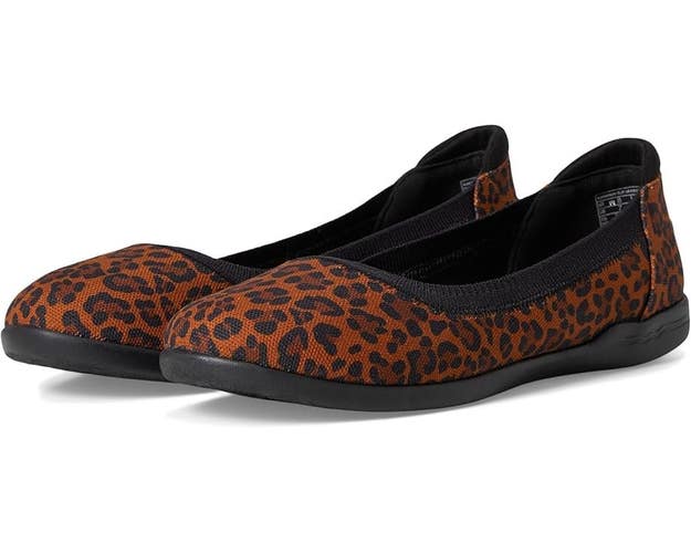 Hey Dude Savannah Slip Seasonal Women's US 10 Brown Leopard Ballet Flat HAWK1610