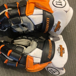 Used Express Warrior Burn XP Gloves