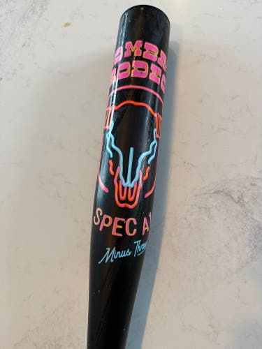 2026 Combat MFG Spec A1 Alloy BBCOR Certified Bat (-3) 29 oz 32" (Used)