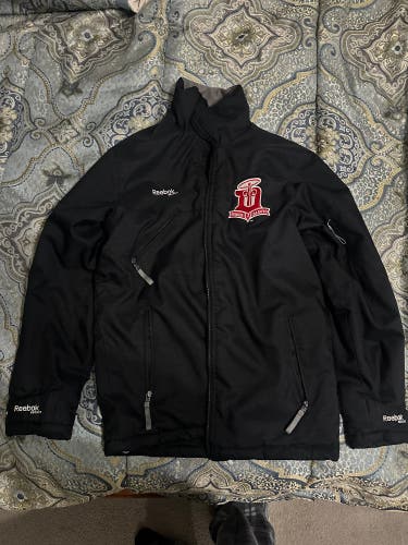 Black Kids Unisex Large Reebok Jacket (Used)