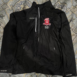 Black Kids Unisex XL CCM Jacket (Used)