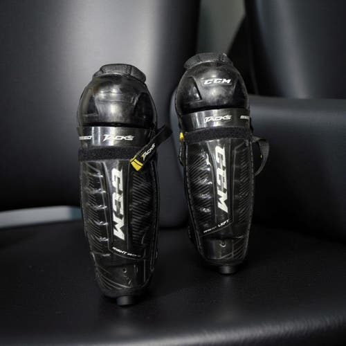 Junior CCM Tacks 9550 11" Shin Pads (Used)
