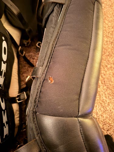 32" Koho Goalie Leg Pads (Used)