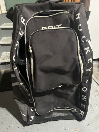 Used GRIT Roller Bag