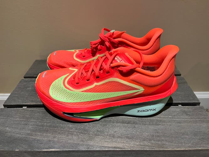 Orange Women's Size 10 Adult Nike Zoom Fly Shoes NWOB