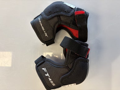 Used CCM INTRUDER Intermediate Hockey Skate Intermediate 4.0 11860-S000303483