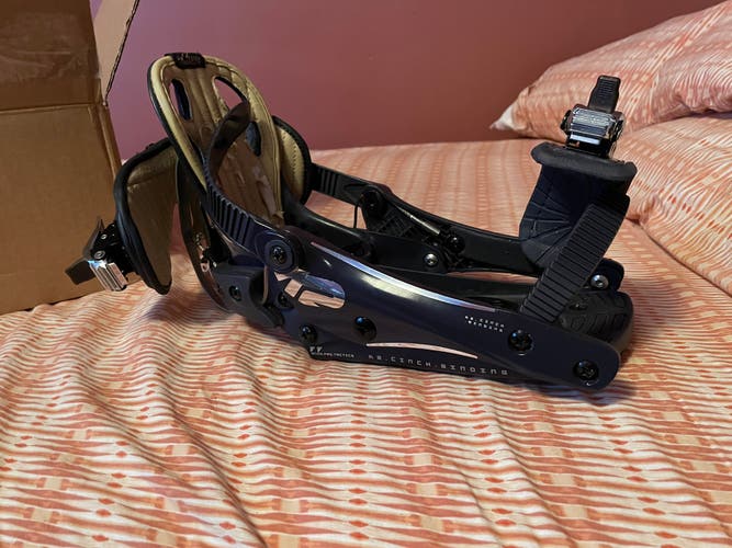 Women's Medium K2 Click In Snowboard Bindings All Mountain (Used)