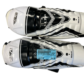 Used CCM LTP SHIN GUARDS 9 IN Youth Shin Guards White 9" 11682-S000126111