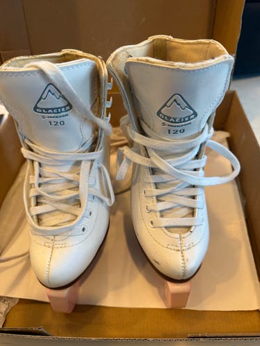 Jackson Ultima Figure Skates B Junior 13 (Used) (plus skate guards)