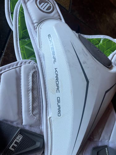 Medium Adult Maverik M5 Shoulder Pads (Used)