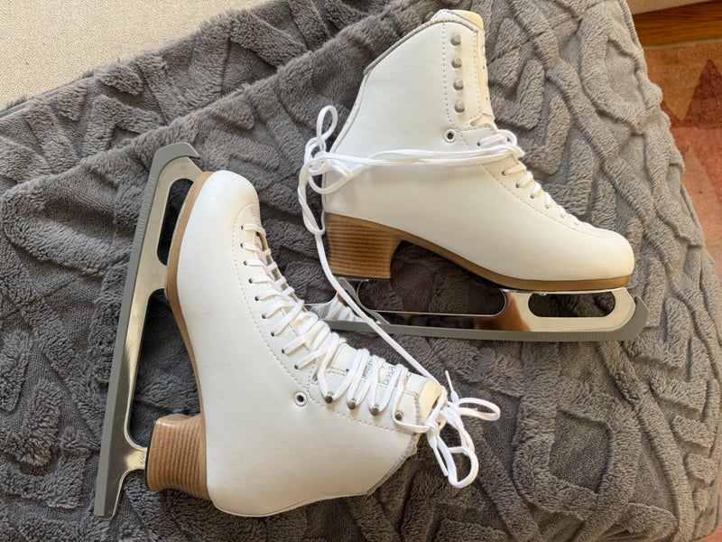Jackson Ultima Elle Figure Skates Adult 10.5 (New)