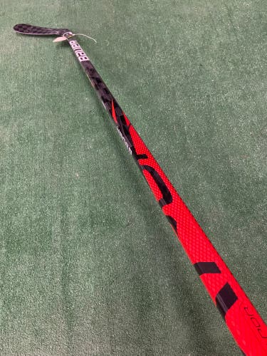 2-Pack Senior Bauer Vapor FlyLite Hockey Stick Left Hand P92 77 Flex Pro Stock (New)