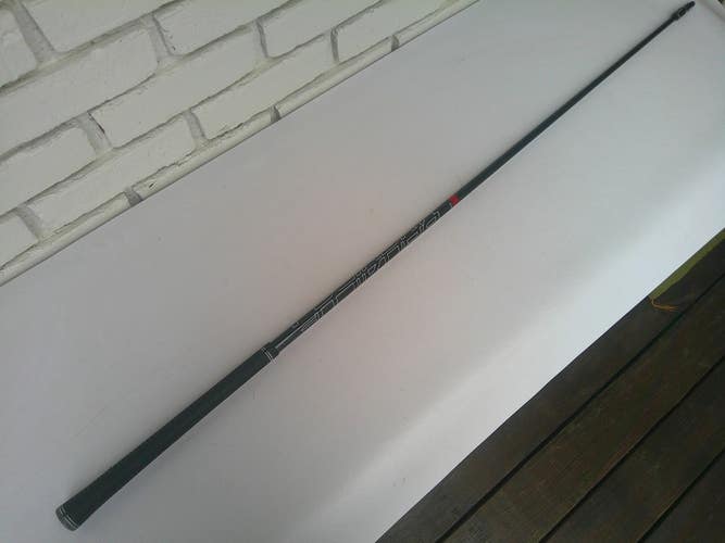 Fujikura ATMOS RED 50g Regular Flex Driver Shaft - TaylorMade Tip - 44.5"