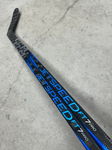 2 PACK 85 Flex P28 Senior CCM Jetspeed FT7 Pro Right Hand Hockey Stick Pro Stock (New)