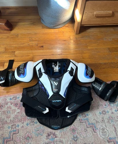 Large Senior Bauer Vapor Flylite Shoulder Pads (New)