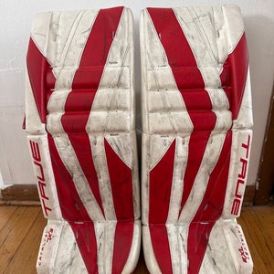 White 29" Intermediate True Catalyst 7X3 Goalie Leg Pads (Used)