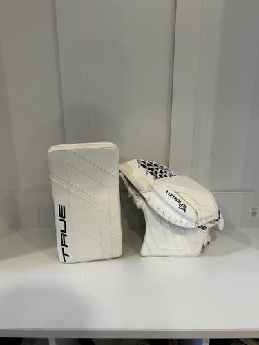True Hzrdus 7x4 Regular Hand Goalie Glove & Blocker (New)