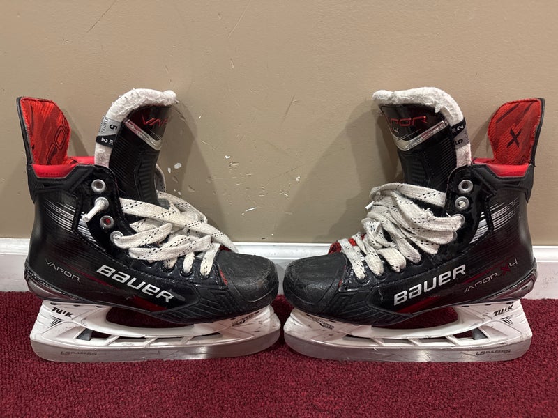 Bauer Vapor X4 Hockey Skates Size 5 Fit 2 Item#TDx4