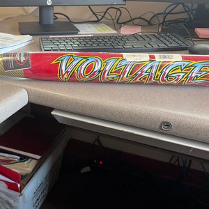 2004 Louisville Slugger Voltage Bat (-7) 27 oz 34" (New)