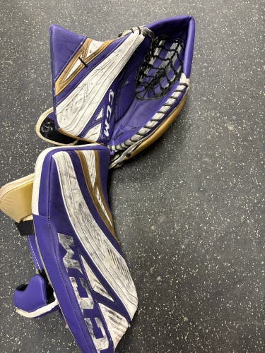 CCM Extreme Flex 4 Regular Pro Stock (Used)
