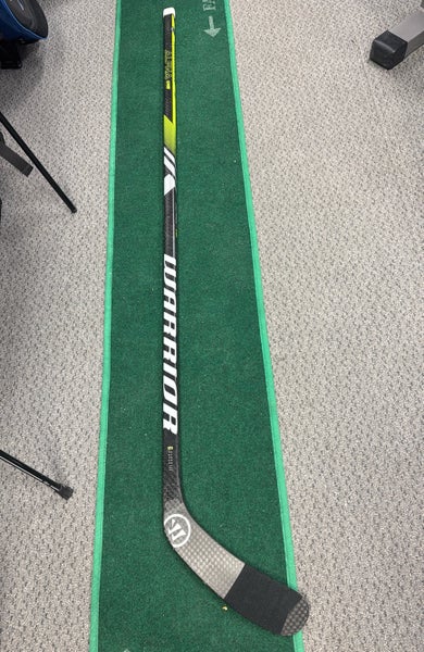SR 65 W03 Warrior Alpha LX2 (Used) Right Handed Senior Flex Ice Hockey Stick LX 2