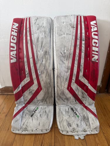Red 29" Intermediate Vaughn Ventus SLR2 Goalie Leg Pads (Used)