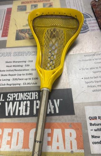 Brine Dynasty WARP Next Dynasty Composite Complete Women's Lacrosse Stick Player attack