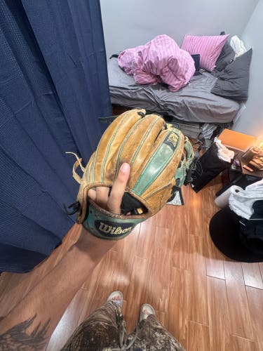 2016 Wilson A2K RH Infield Baseball Glove 11.75" (Used)