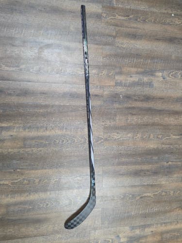 Senior Bauer Proto-R Left Hand Hockey Stick P28 87 Flex (Used)