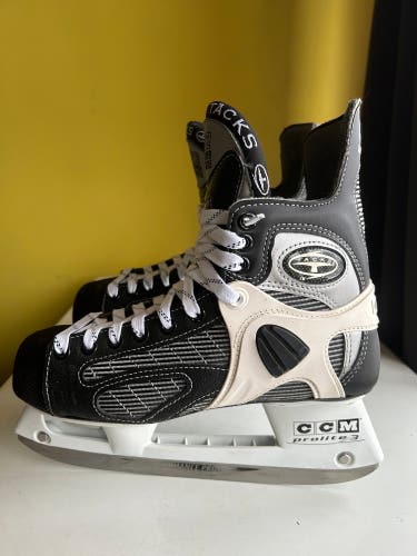 CCM Tacks 952 Hockey Skates Regular Width 7 (Used)