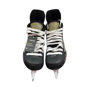 Intermediate New True Catalyst 5 Hockey Skates Regular Width 5.0