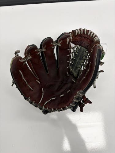 Louisville Slugger TPS LH Baseball Glove 12" (Used)