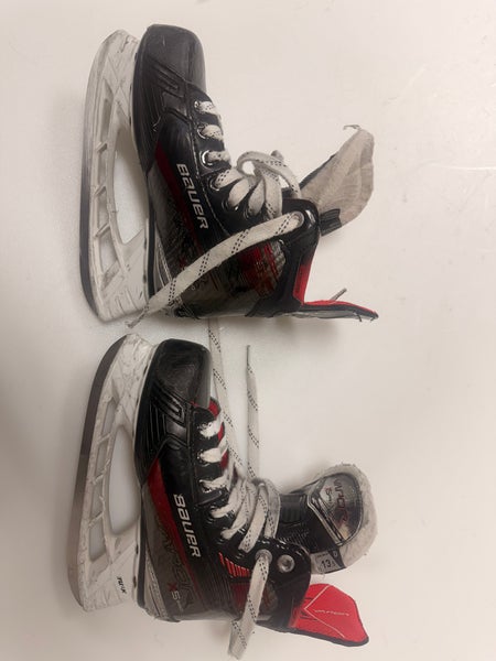 Bauer Vapor X5 Pro Skates - Youth 13.5 - (Cracked Holder)