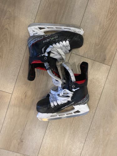 2021 Bauer Vapor 3X Hockey Skates 6 (Used)